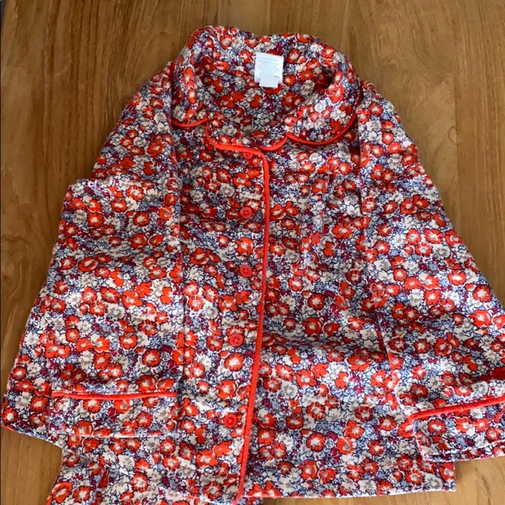 Gap 2T flower print pjs